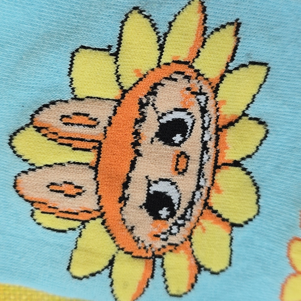 Labubu  Socks Sunflower Pattern Kids SM - MED - Picture 3 of 4